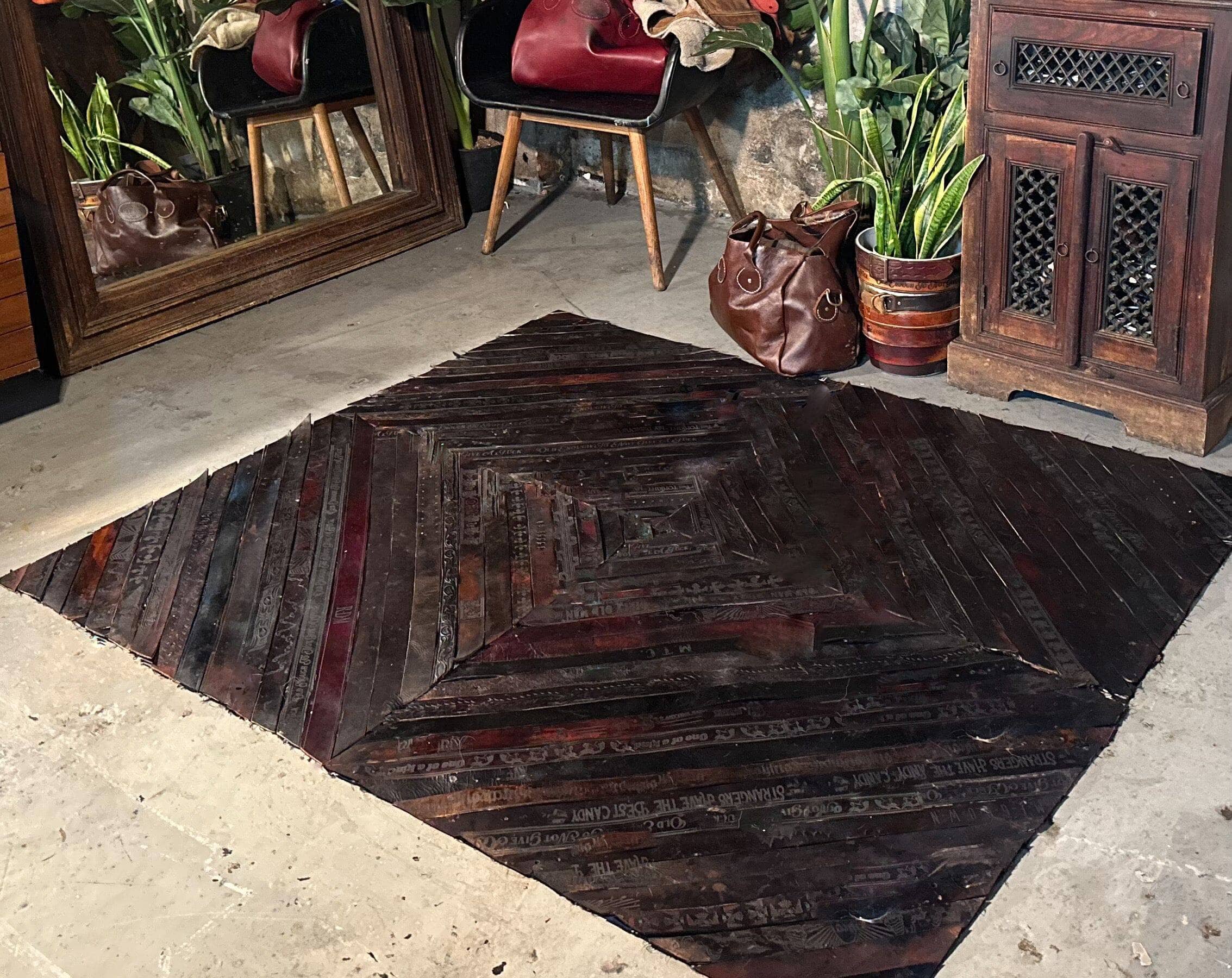 Vintage Belt Area Rug 5X6 - Sheehan and Co.